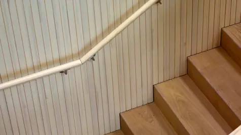 Palosuojattu WISA&#xAE;-Spruce FR auttoi t&#xE4;ytt&#xE4;m&#xE4;&#xE4;n paloluokituksen Puumerkin toimitiloissa