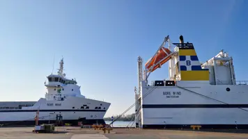 Kohti fossiilihiilivapaata merikuljetusta &#x2013; UPM siirsi kolme alusta biokaasuun